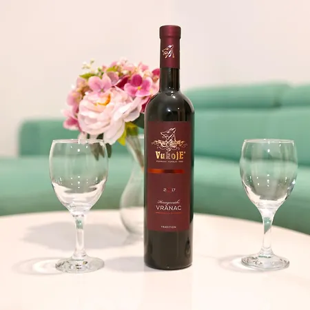 Dentalux 1 شقة بانيا لوكا